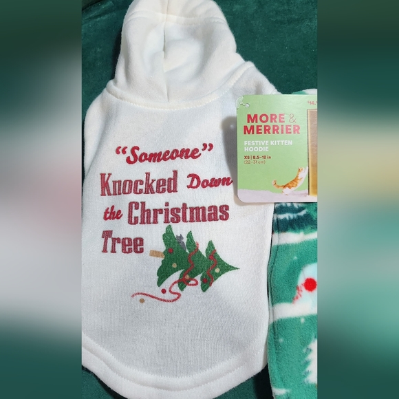 Cat Christmas Sweaters - Picture 2 of 3